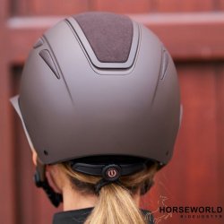 Imperial Riding Olania Deluxe Ridehjelm m. Bredt Visor - Dark Brown